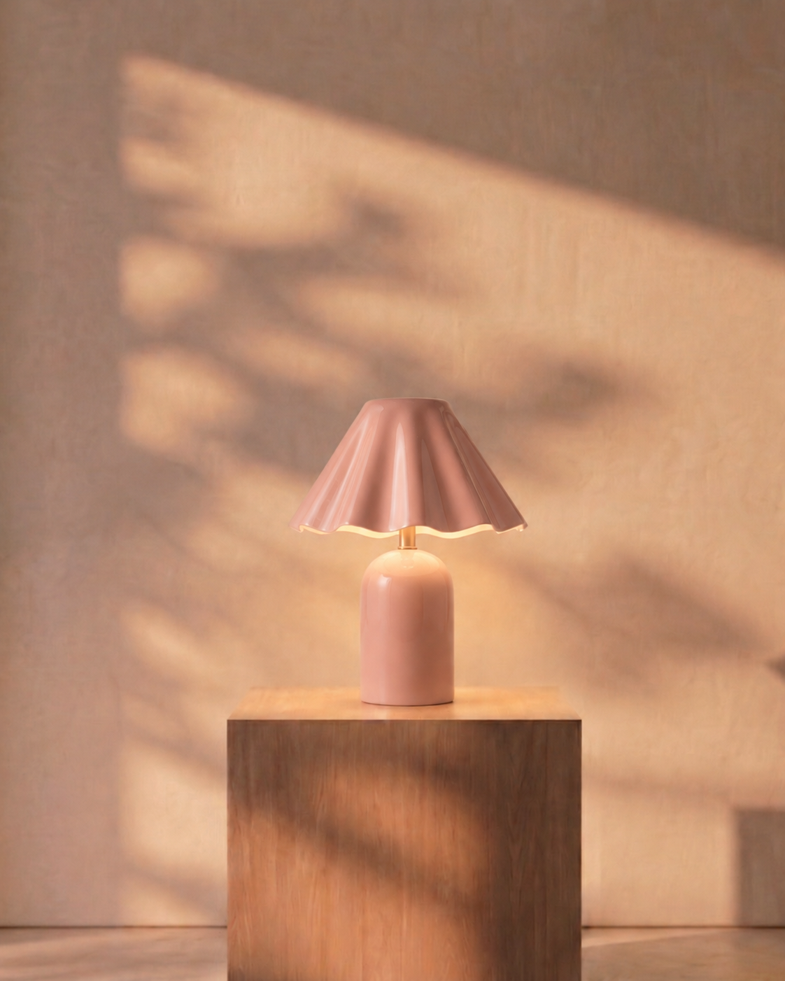 Roza Pleat Table Lamp
